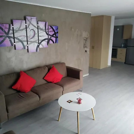 Apartment Modern Suite, Xl Balcony, Parking *