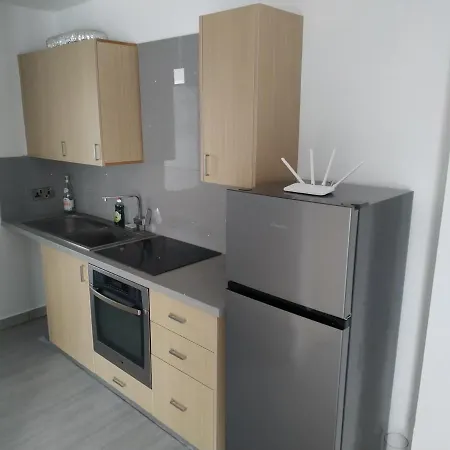 Modern Suite, Xl Balcony, Parking